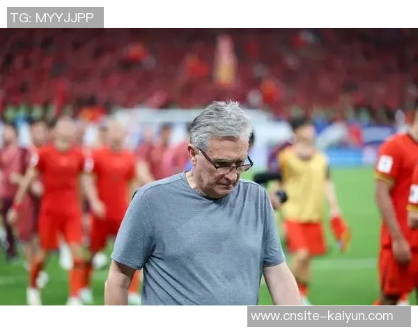 国足教练伊万未能发挥人才优势令人失望履历成疑